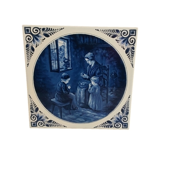 19TH CENTURY VINTAGE SIGNED DELFT MOTHER & CHILD FEEDING TIME TILE - Picture 1 of 8